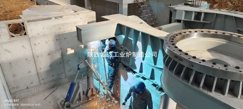 我公司自主研發(fā)的國(guó)內(nèi)首臺(tái)豎井預(yù)熱等離子直流電弧爐正式啟動(dòng)安裝！