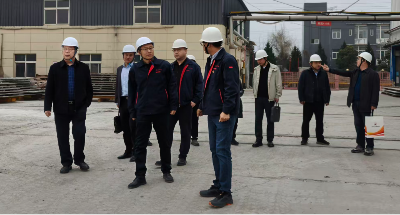 公司領(lǐng)導(dǎo)蒞臨工廠考察 監(jiān)督加工環(huán)節(jié)筑牢品質(zhì)防線